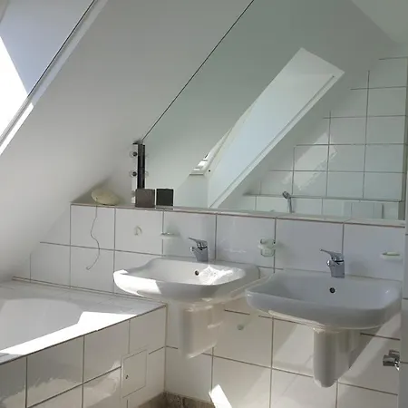 Apartment Somnar Panoramaloft Mit Hästens Betten - Rheinblick 150qm Neuss